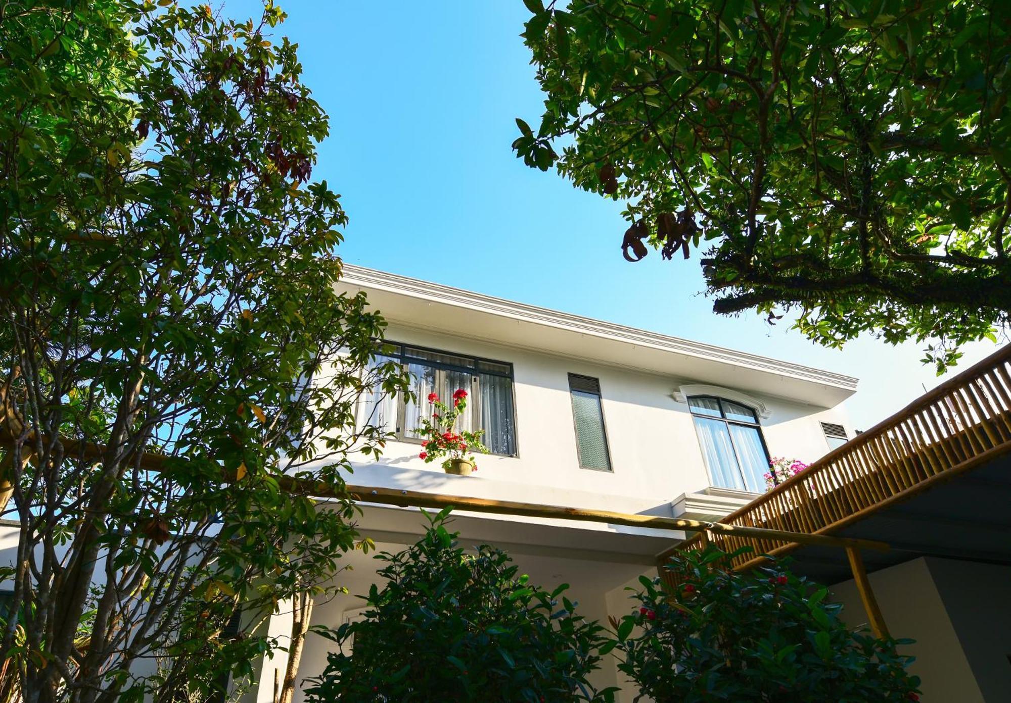 La Paix Hue Hotel Buitenkant foto