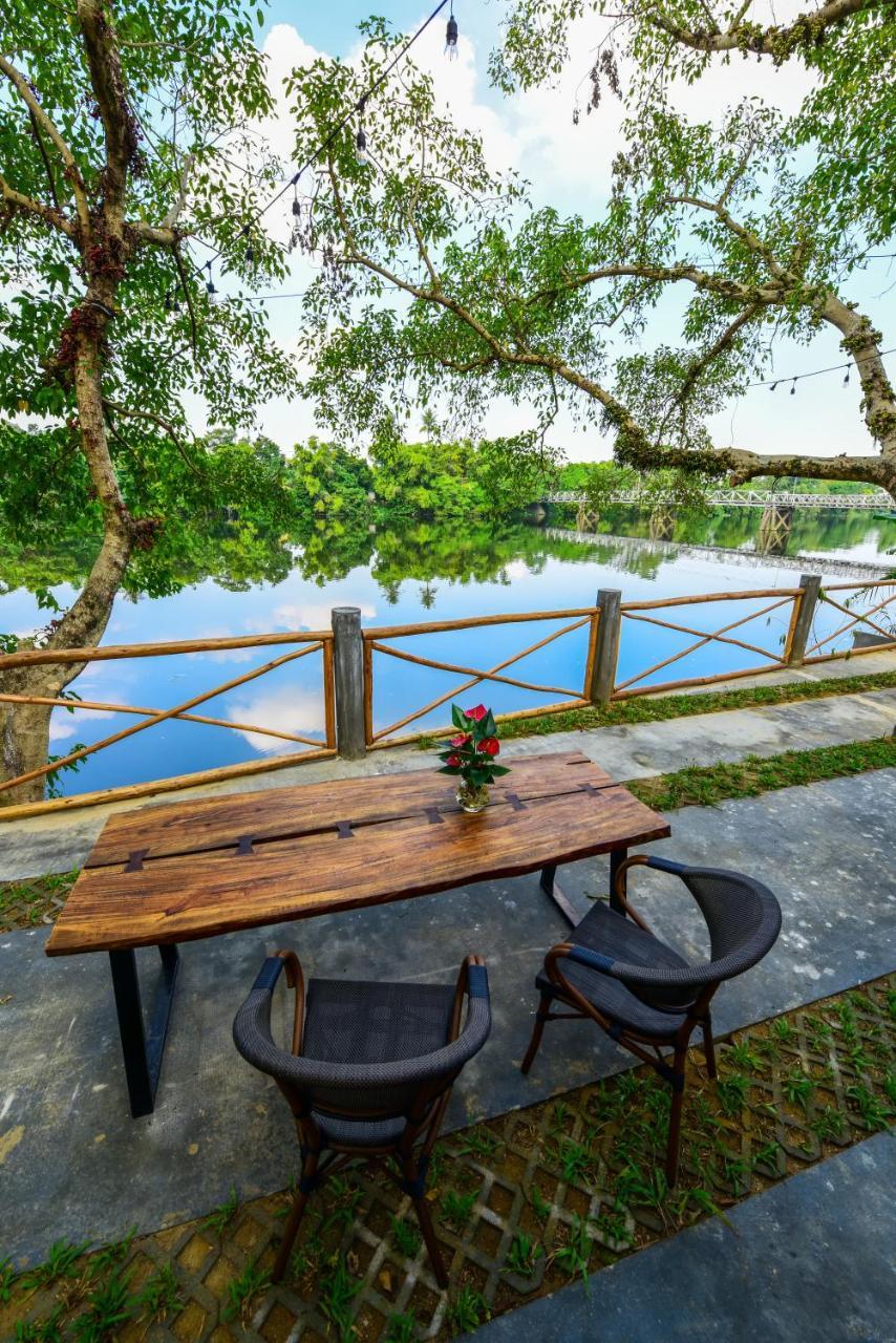La Paix Hue Hotel Buitenkant foto